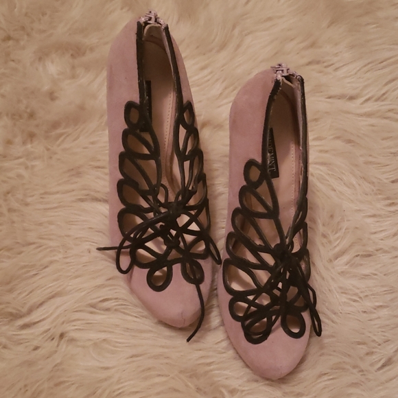 Suede black lace up front shoe - Picture 2 of 4